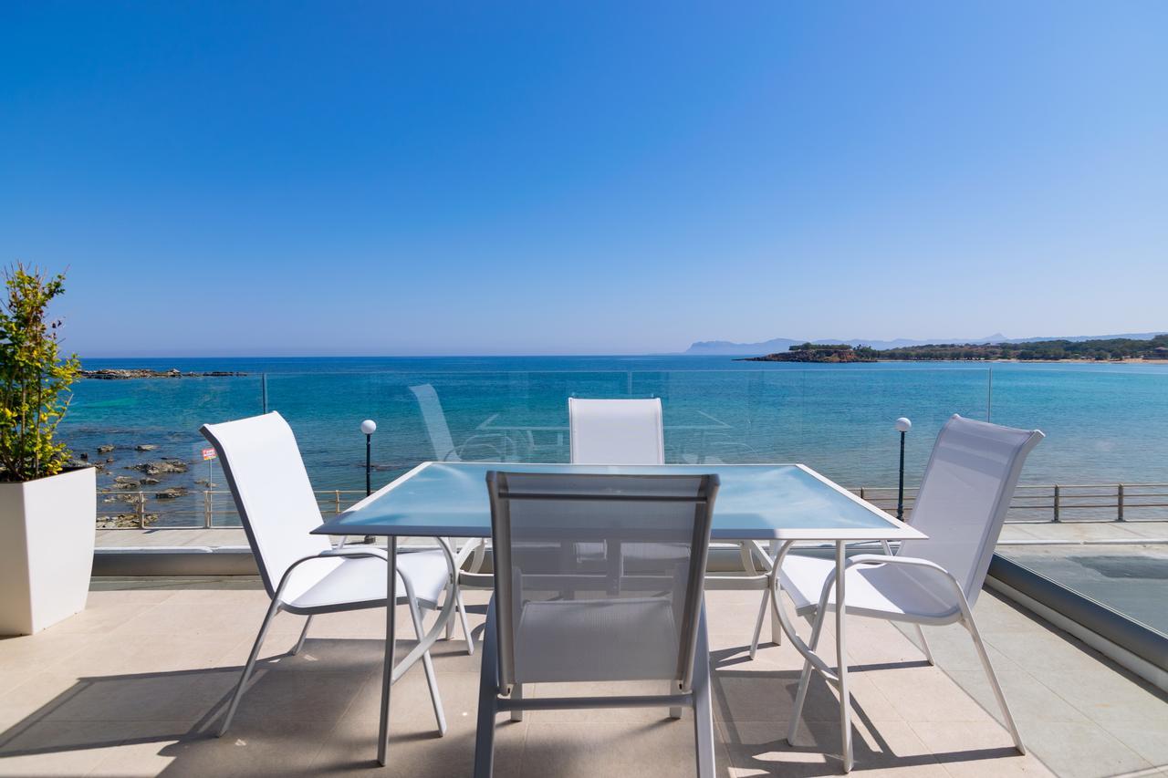Sonja Beachfront Apartments カト・ダラトソ エクステリア 写真