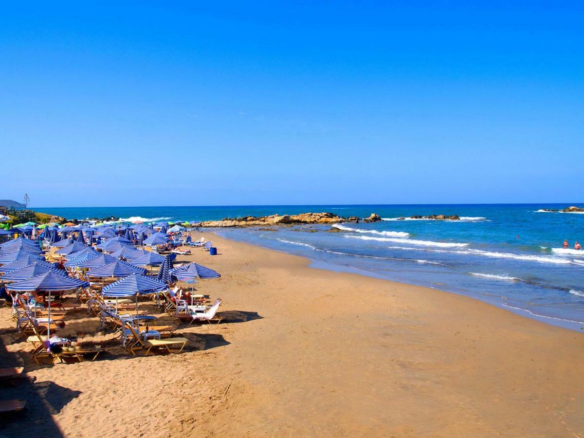 Sonja Beachfront Apartments カト・ダラトソ エクステリア 写真